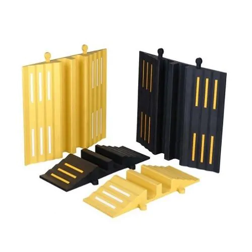 kabelbrug,kabelbruggen,kabels beschermen- vrachtwagen, kabels-beschermen-tegen-auto's