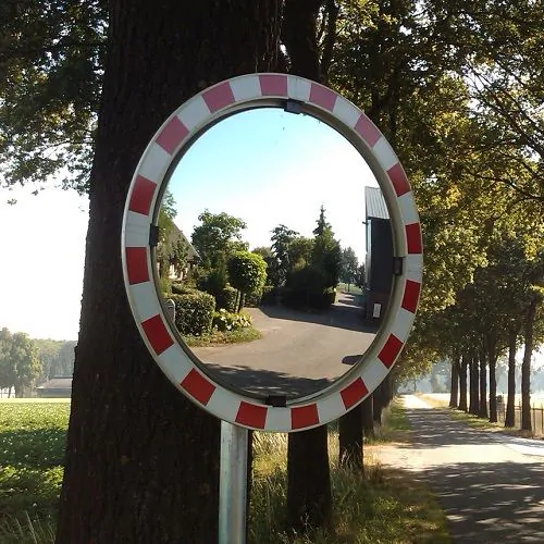 verkeersspiegel-rvs, spiegel-die-niet-beslaat